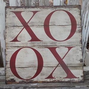 ♥️ XOXO metal sign